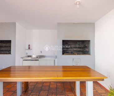 Apartamento com 1 quarto e 27m² para alugar em Centro Histórico, Po... - Foto 2
