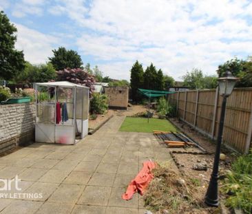 3 bedroom semi-detached house to rent - Photo 6