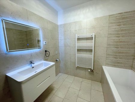 Kiadó újszerű állapotú lakás - Győr - Fotó 4