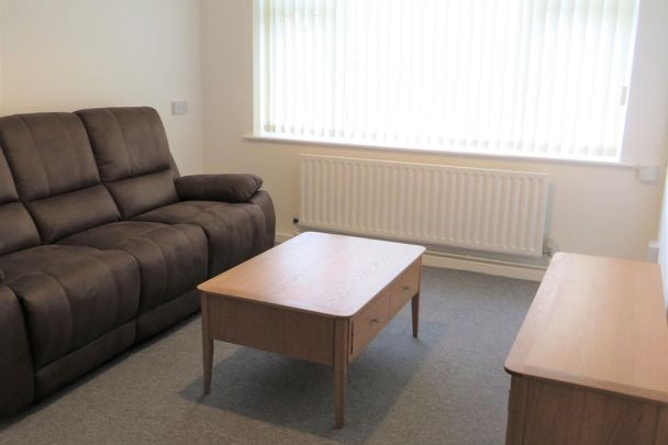 Durnan Grove - Photo 1