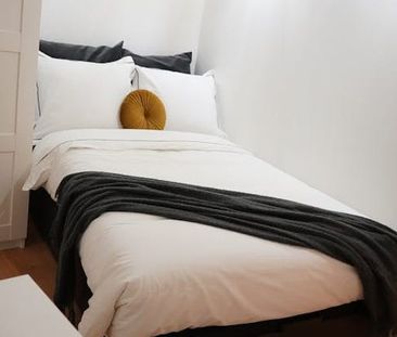 Calle de Alcalá, Madrid, Community of Madrid 28009 - Photo 4