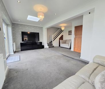 3 bedroom semi-detached house to rent - Photo 1