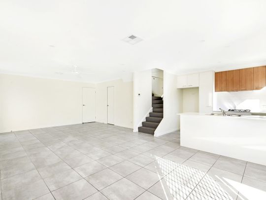 Ducted Air, Double Garage, Boutique Development - Photo 1