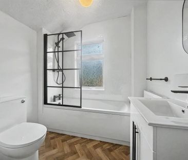 2 bedroom terraced house to rent - Photo 6