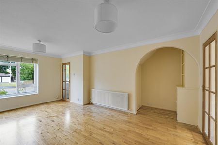House To Let - Photo 5