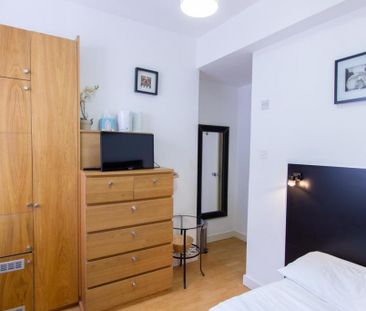 Flat 111 North Gower Street, Euston NW1 2LY - Photo 2