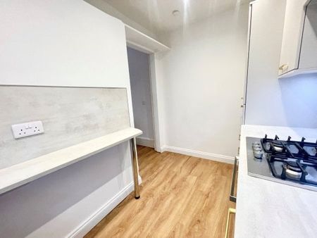 Albert Avenue, Queens Park, G42 8RE - Photo 3