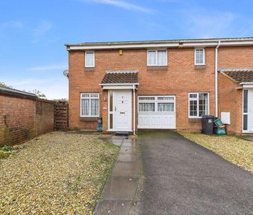 3 bedroom end of terrace house to rent - Photo 1