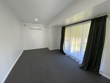 62 Duri Road, TAMWORTH NSW 2340 - Photo 5