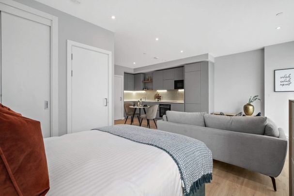 Hightail Point, E20 1JY, London - Photo 1