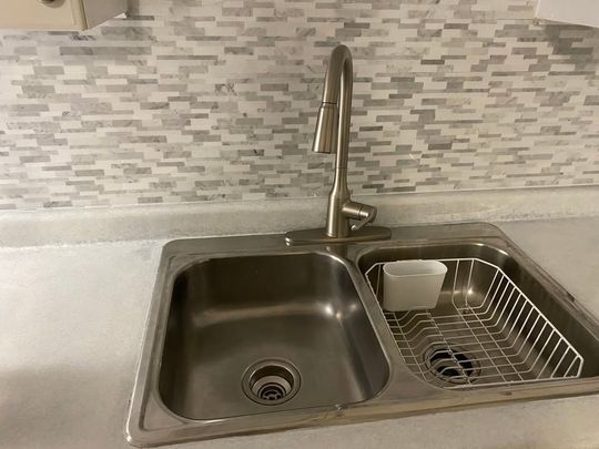 For Lease - 70 Fiddlers Green Road Unit# 42, London North, Ontario - Photo 1