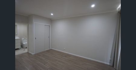 Modern Apartment in the Heart of Carlingford - Photo 3