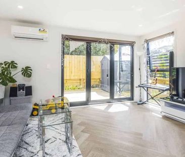 1/11 Lewis Road, Pakuranga - Photo 2