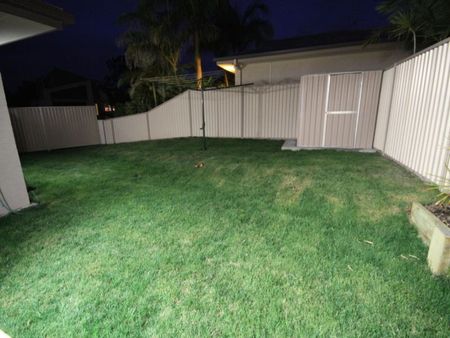 1 Sandalwood Close, 4156, Mackenzie Qld - Photo 5