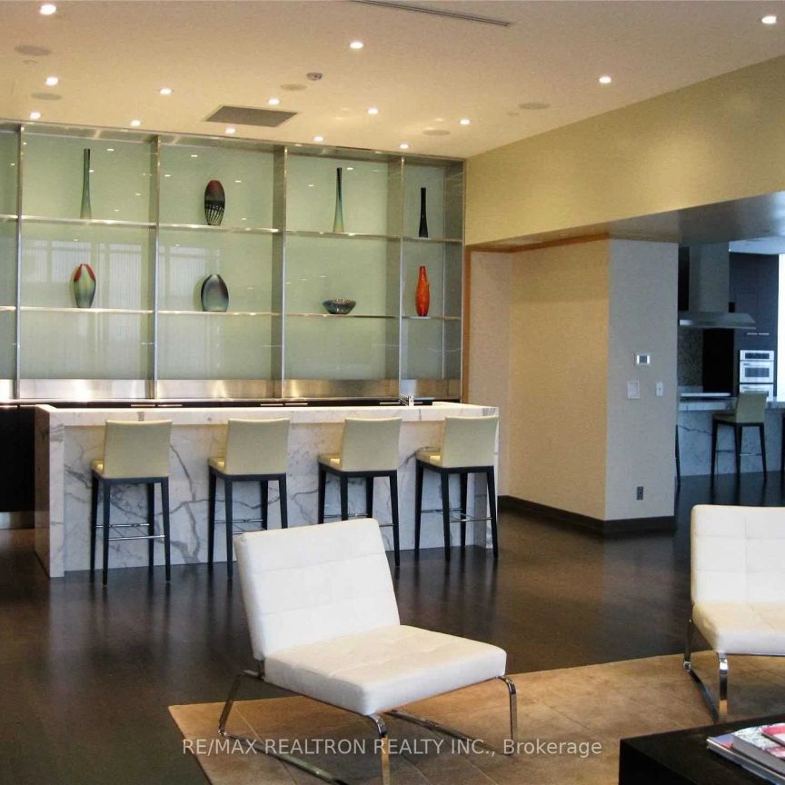 25 Broadway Avenue #2106 - Photo 1