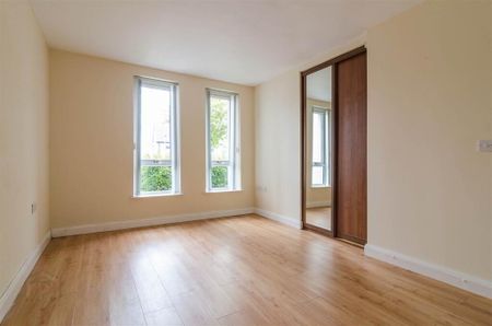 9 Woodbrook Green, Lisburn, BT28 2ZJ - Photo 4