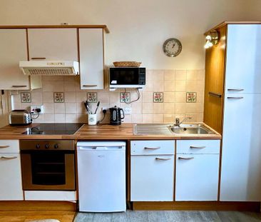 1 bedroom ground floor flat to rent - Photo 4