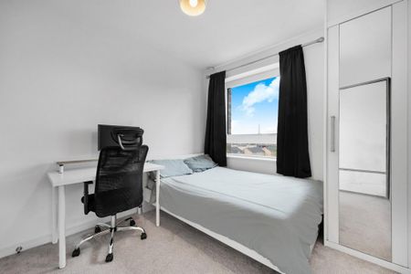 2 bedroom flat to rent - Photo 4