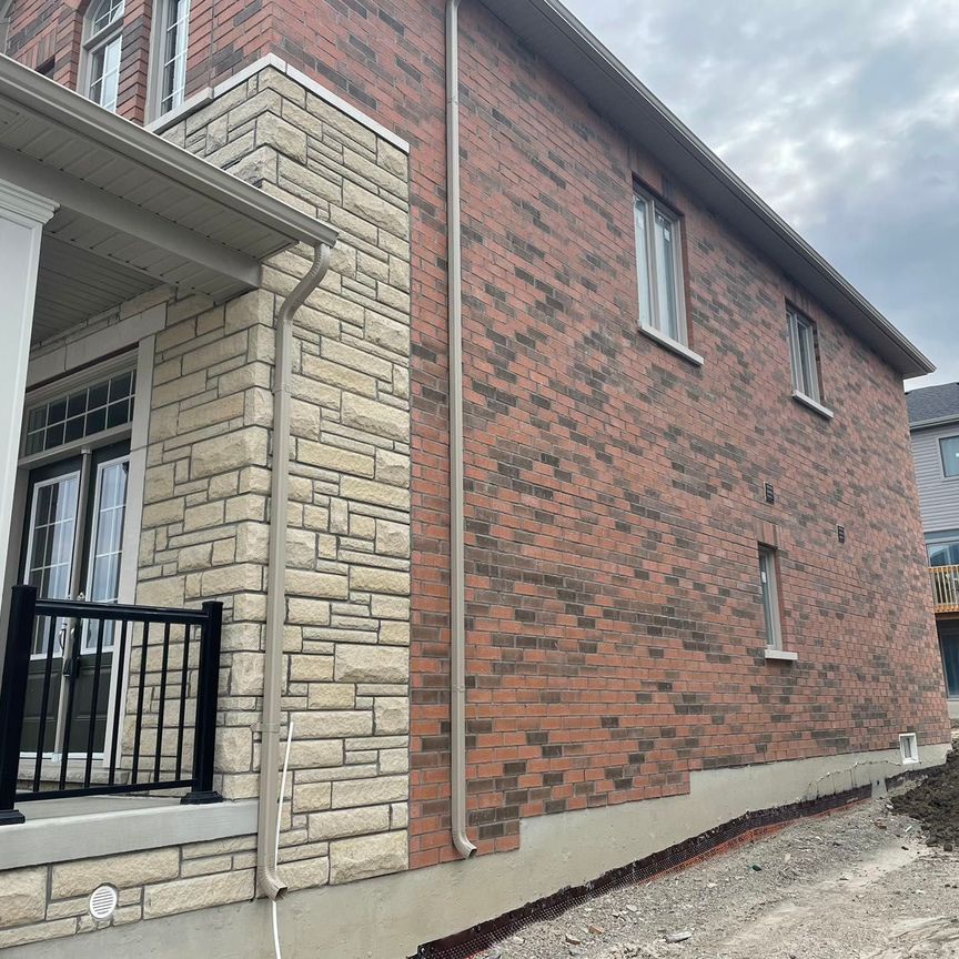 For Lease - 21 Father Muckle Avenue, Georgina, Ontario - Photo 1