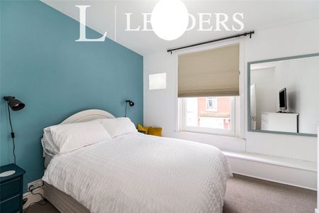 4 bedroom house to rent Carisbrooke Road, Southsea, PO4 - Photo 2