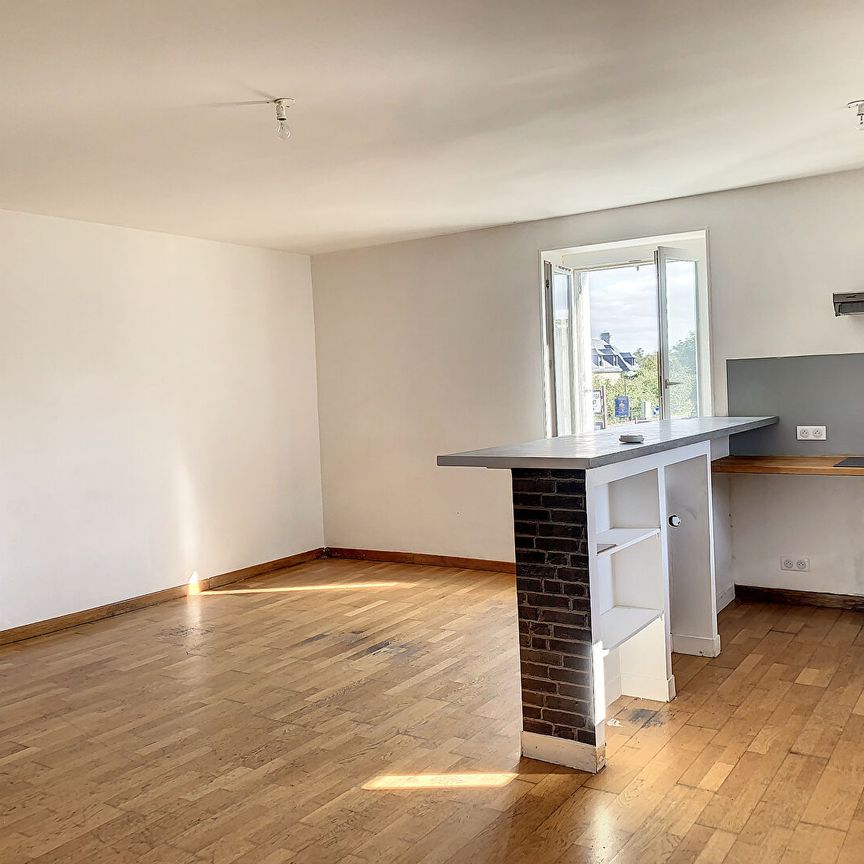 Appartement en centre ville 50170 PONTORSON - Photo 1