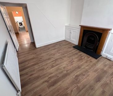 2 Bed Terraced House, Rowan Street, LE3 - Photo 4