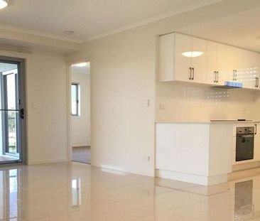 Level 2, 29/31 Selborne Street, Mount Gravatt QLD 4122 - House For ... - Photo 4