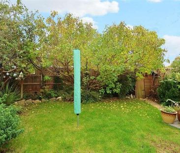 Rydens Way, Woking, Surrey, GU22 - Photo 6