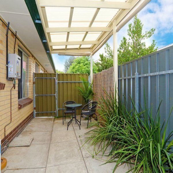 IMMACULATE SINGLE STOREY UNIT - Photo 1