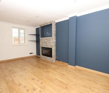 3 bedroom end of terrace house to rent - Photo 5