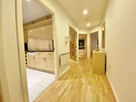 The Quays, Salford Quays, Salford, M50 - Photo 4