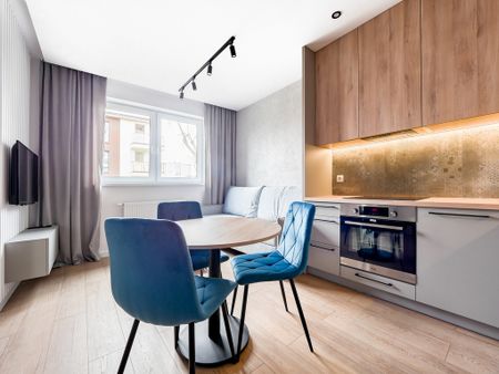 Kompaktowe mieszkanie, 2 pokoje- z wyposażeniem - Zdjęcie 2