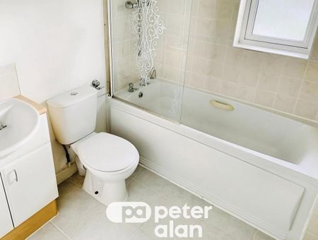 2 bedroom terraced house to rent - Photo 5