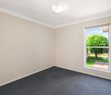 1 Meares Street, Kearneys Spring QLD 4350 - House For Rent | Domain - Photo 5