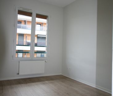 PRINGY / Location Appartement 56 m² - Photo 4