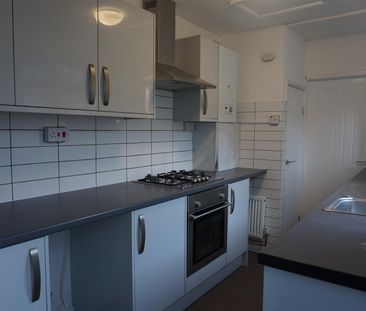 Lodge Road, Redditch - Photo 3