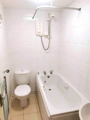 Flat 2, 112 Westbourne Road, Broomhill - Photo 4