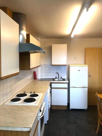 2 bedroom flat to rent - Photo 5