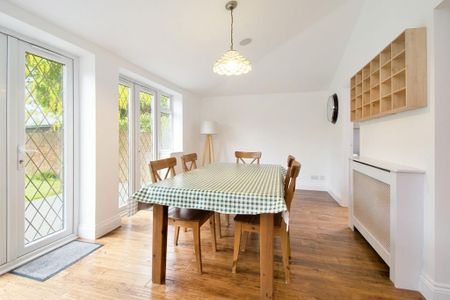 3 bedroom detached house to rent - Photo 4