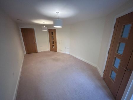 1 bedroom retirement property to rent - Photo 3