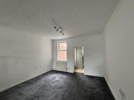 Bearwood Hill Road - Photo 4