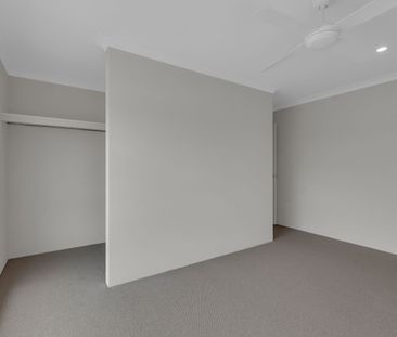 Four Bedroom Family Home in Madora Bay - Photo 4