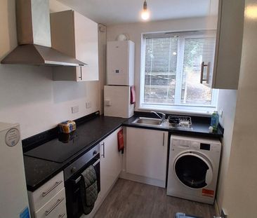 Room in a Shared House, Cowper St, LU1 - Photo 2