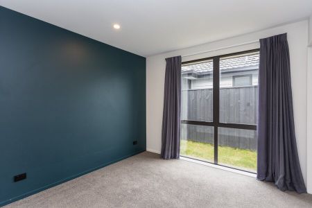 Lovely 3 bedroom family home in Rolleston! - Photo 5