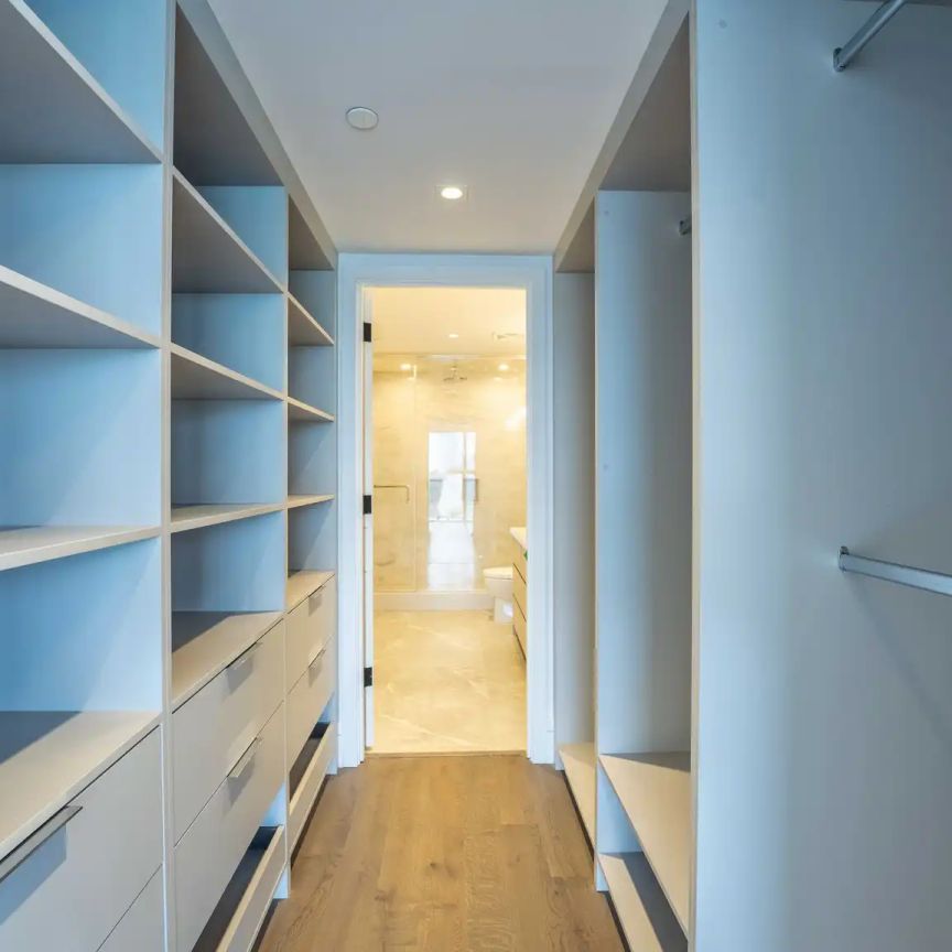 2Fifteen — Suite Nine - Photo 1