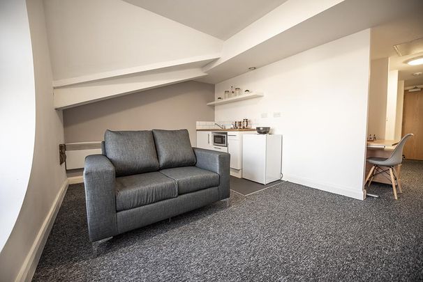1 bedroom flat to rent - Photo 1