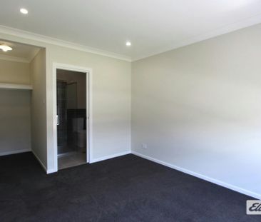 Fairly New Home in Leppington Estate! - Photo 4