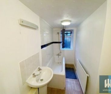 Lowergate, Huddersfield, HD3 - Photo 6