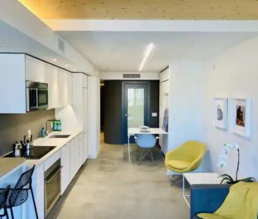 Top Floor, Corner Studio with Mountain Views in Mt. Pleasant | 550 ... - Photo 1