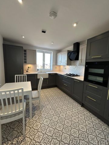 2 Bed Flat, Quebec Quay, L3 - Photo 5